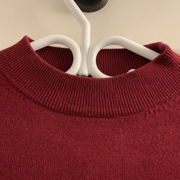 Sweater with round closed neck burgendy ver soft - Picture 2 of 4